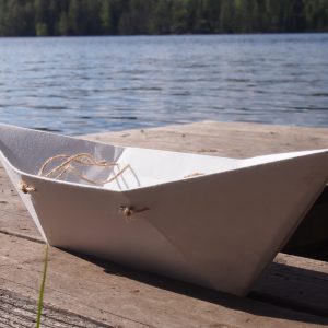 Scattering origami boat urn - Size Medium