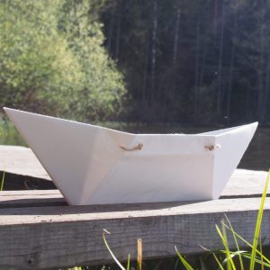 Scattering origami boat urn - Size Small